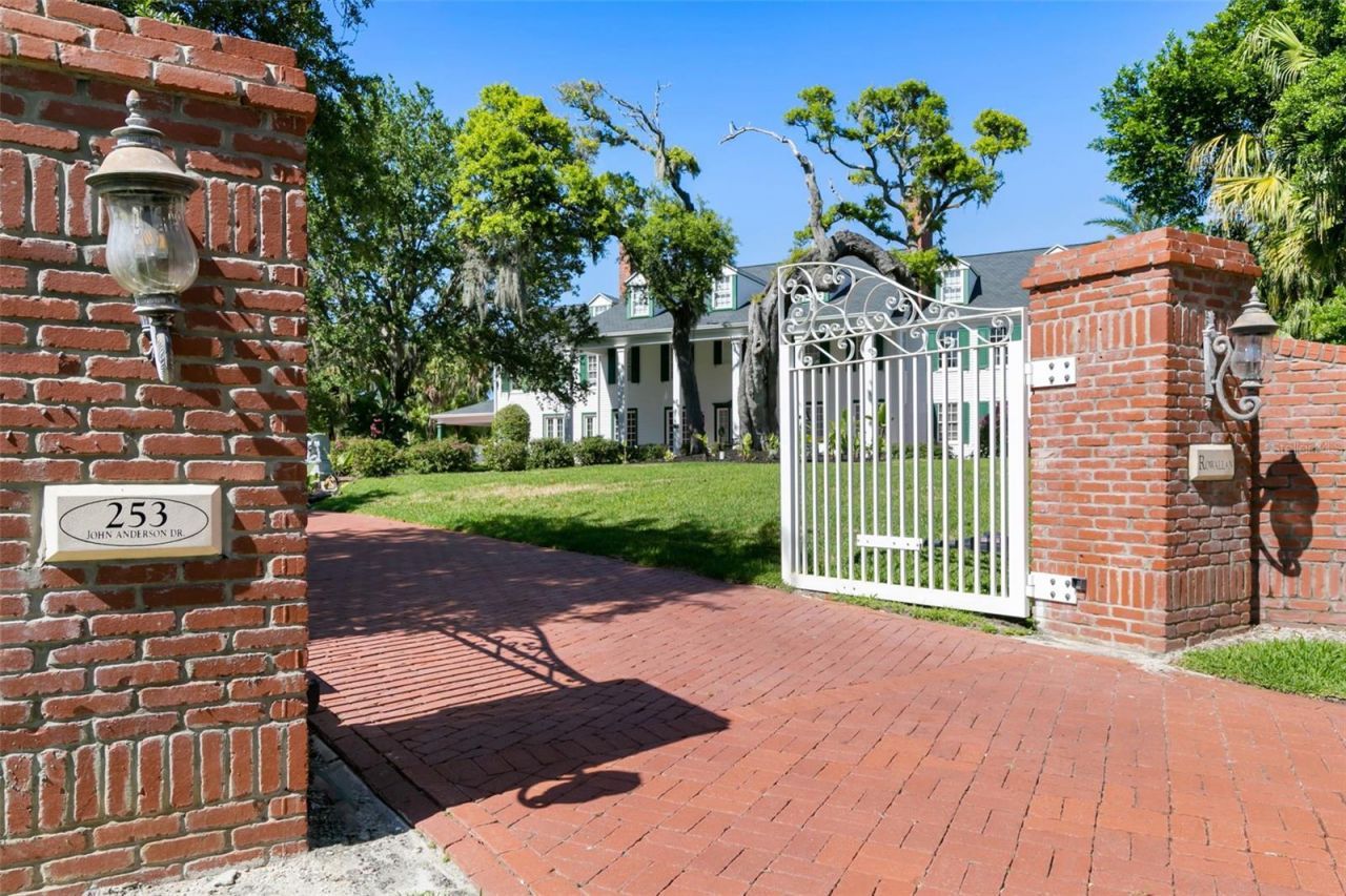 253 John Anderson Drive, Ormond Beach, FL 32176 Photo