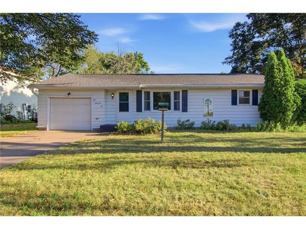 1002 W Spruce Street, Chippewa Falls, WI 54729