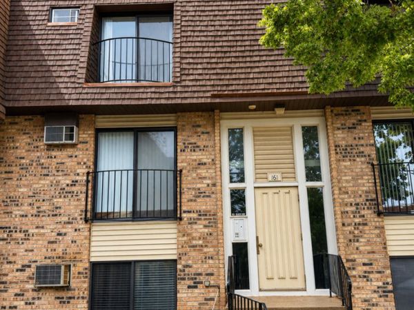 161 N Waters Edge Drive , Unit 301, Glendale Heights, IL 60139