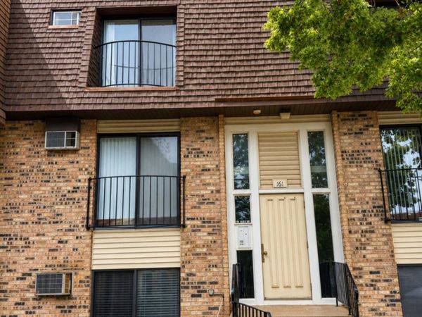 161 N Waters Edge Drive , Unit 301, Glendale Heights, IL 60139