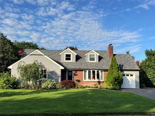 51 Bayway Avenue, Bay Shore, NY 11706