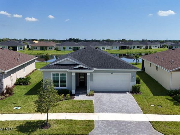 1113 SE Crosswood Way , Port St. Lucie, FL 34984