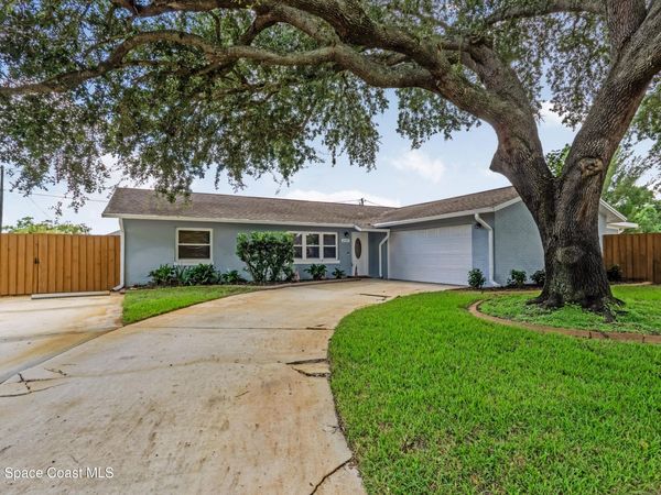 2105 Clay Circle , Titusville, FL 32780