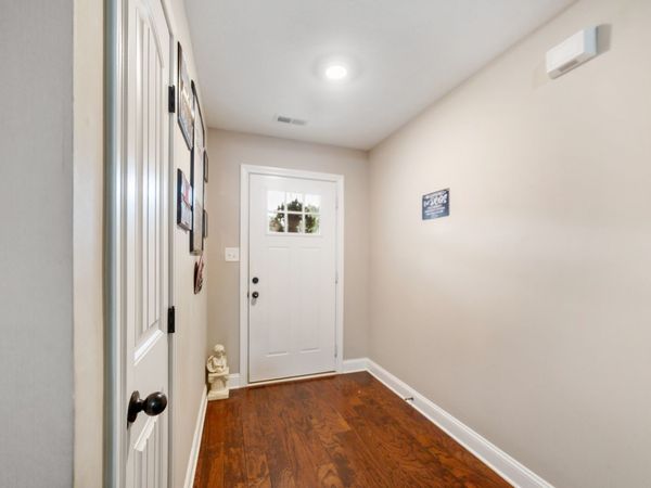 1132 Racker Dr , Clarksville, TN 37043