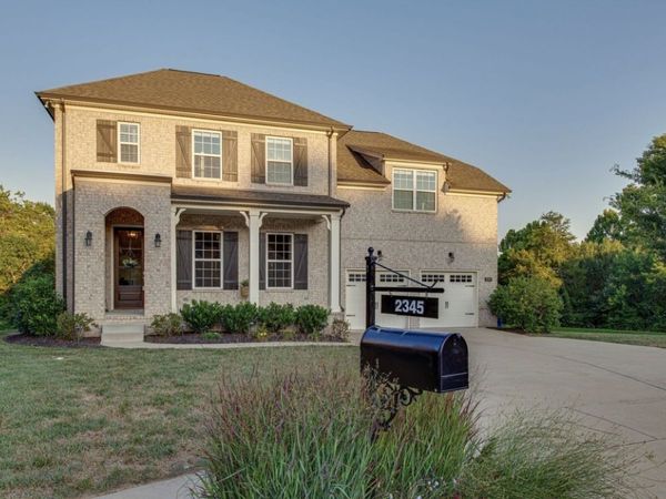 2345 Carouth Ct, Nolensville, TN 37135