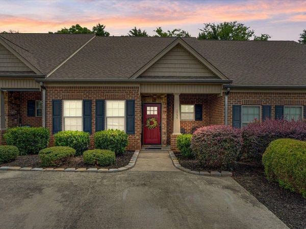 1755 Stonebriar Drive NE, Cleveland, TN 37312
