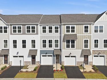 3040 RAMBLING BROOK LN, Crozet, VA 22932