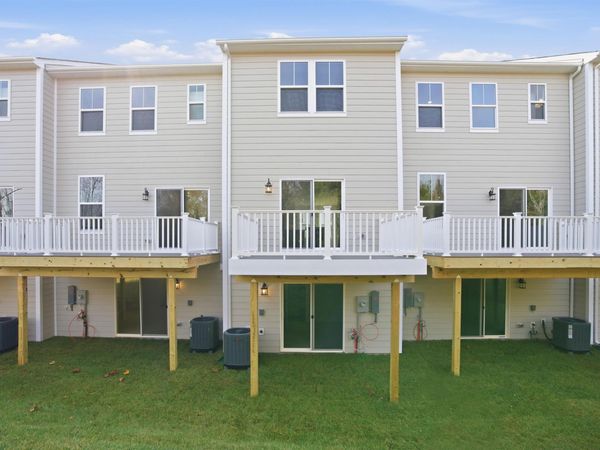 3032 RAMBLING BROOK LN, Crozet, VA 22932