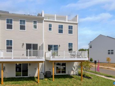 3034 RAMBLING BROOK LN, Crozet, VA 22932