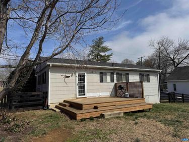 402 HARRIS RD , Charlottesville, VA 22903