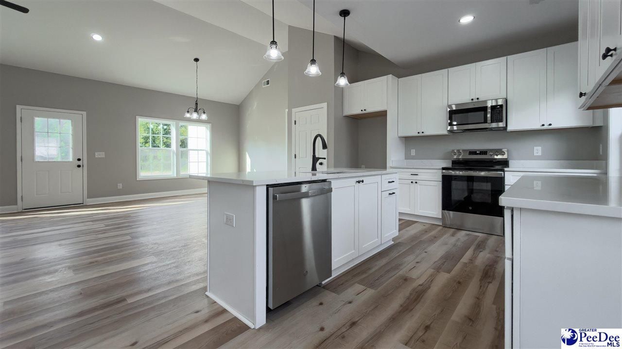 1310 Adaline Estate Photo 6