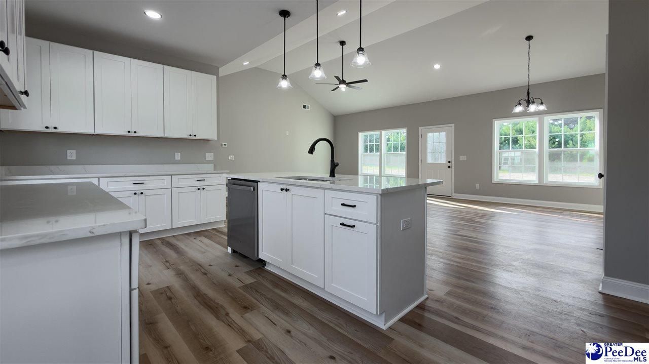 1310 Adaline Estate Photo 7