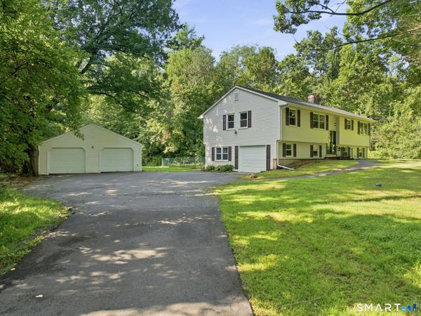 179 West Granby, Granby, CT 06035