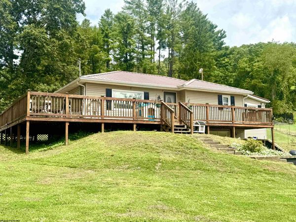 538 Valley Chapel Road, Weston, WV 26452