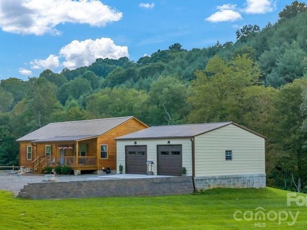 17036 Hwy 88 None W, Creston, NC 28615
