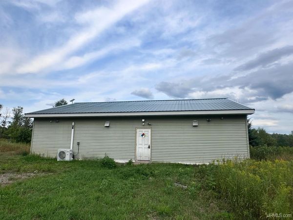 105 Buck Lake Road, Crystal Falls, MI 49920