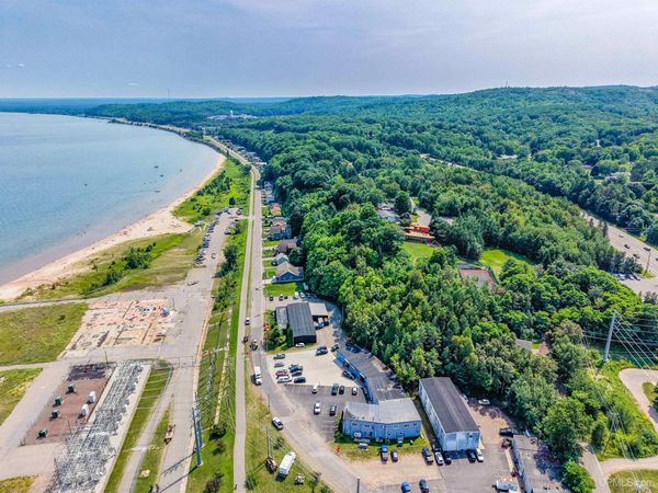 802 S Lake Street, Marquette, MI 49855
