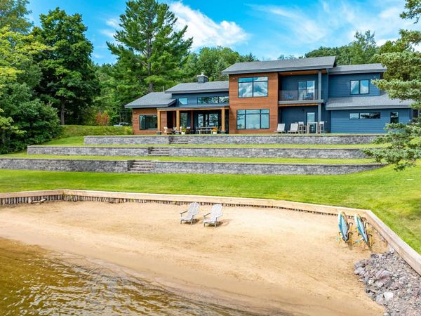 46706 US41 Highway, Portage Twp, MI 49931