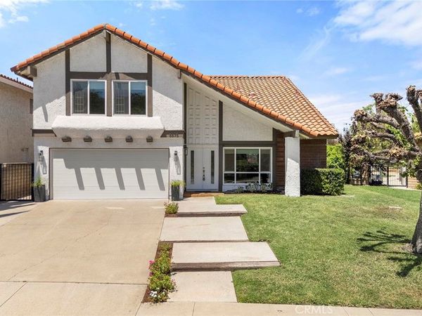 6875 E Swarthmore Drive, Anaheim Hills, CA 92807
