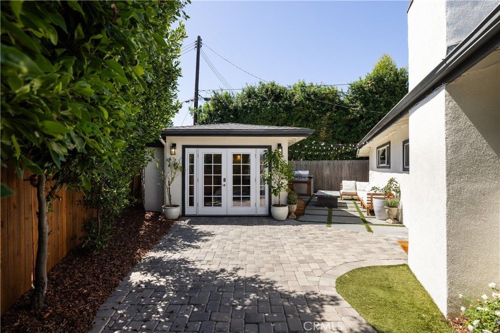 219 Pauline, Costa Mesa, CA 92627 Main Photo