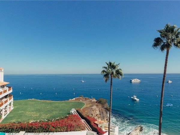 91 Playa Azul, Avalon, CA 90704