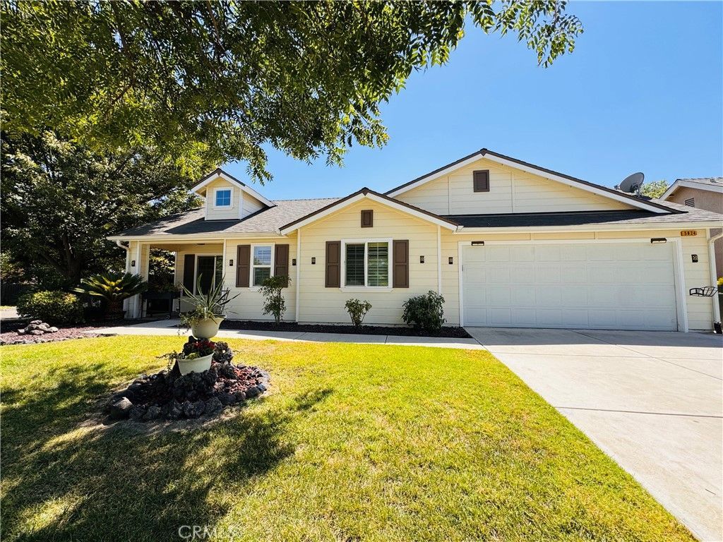 5824 E Kaviland, Fresno, CA 93727 Main Photo