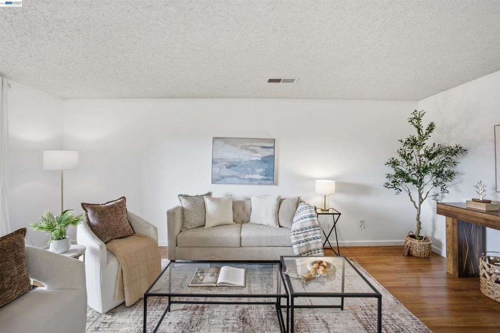 85 Shaniko Cmn, Unit 22, Fremont, CA 94539 Main Photo