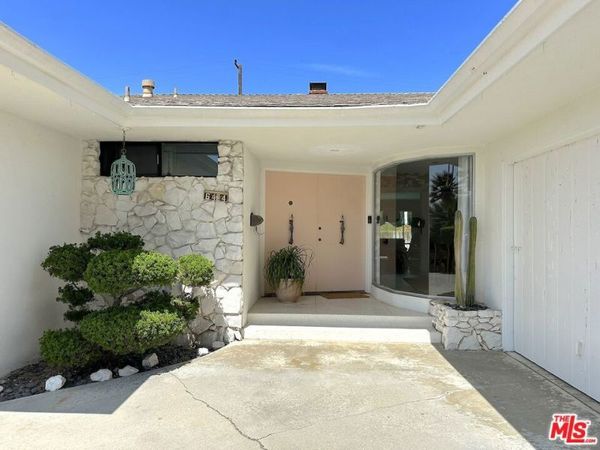 6414 Senford Avenue, Los Angeles, CA 90056