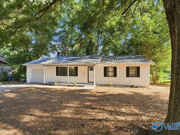 1407 Stage Road SW, Hartselle, AL 35640