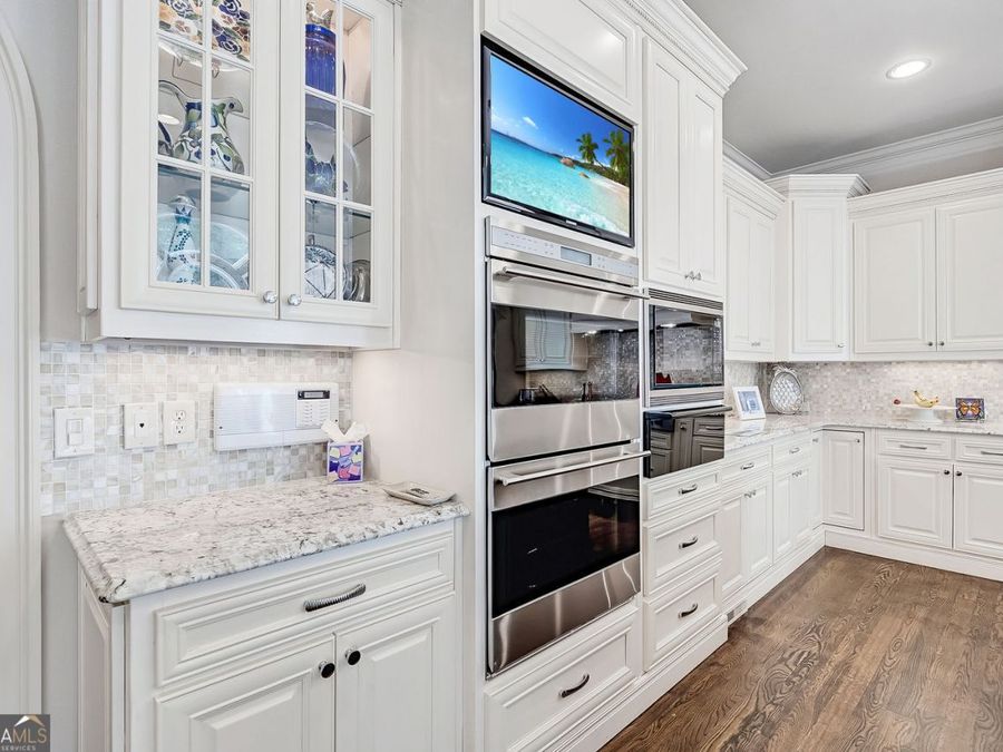 Property Image 32
