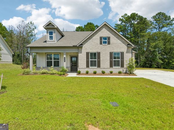228 Flat Shoal Drive, Bonaire, GA 31005