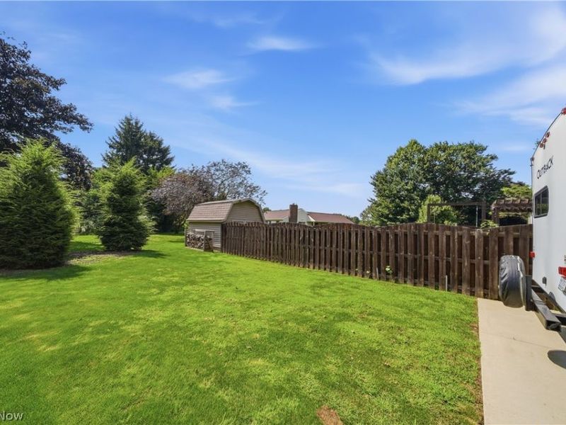 1068 Shelview Circle NW, Uniontown, OH 44685 Photo 40