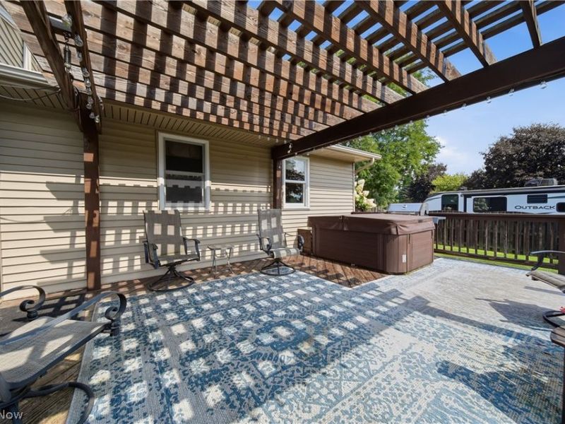 1068 Shelview Circle NW, Uniontown, OH 44685 Photo 44