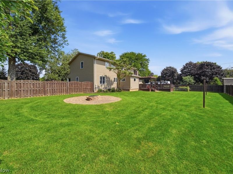1068 Shelview Circle NW, Uniontown, OH 44685 Photo 47