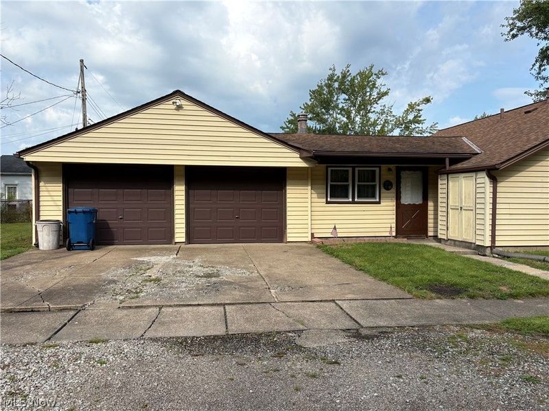 4368 Brockley Avenue, Sheffield Lake, OH 44054 Photo 20