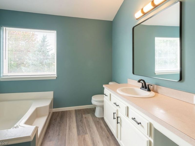 857 Longbrook Drive, Wadsworth, OH 44281 Photo 18