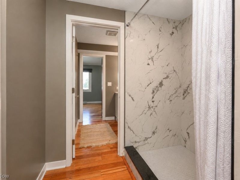3201 Mariners Island Drive NW, Unit 3G, Canton, OH 44708 Photo 20