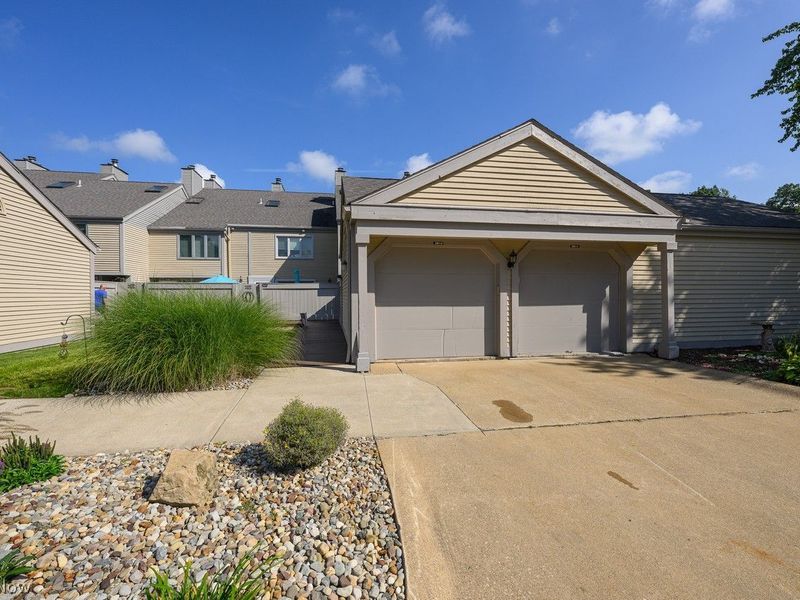 3201 Mariners Island Drive NW, Unit 3G, Canton, OH 44708 Photo 24