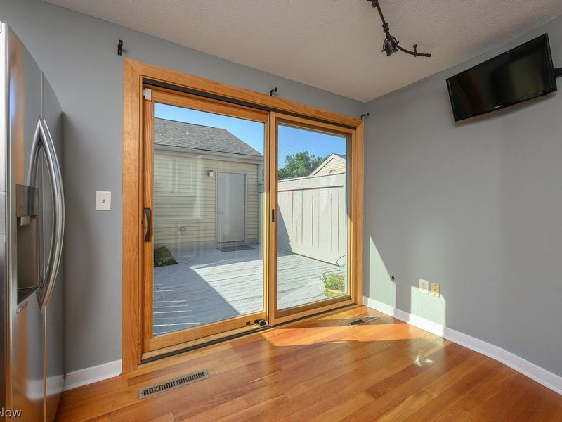 3201 Mariners Island Drive NW, Unit 3G, Canton, OH 44708 Photo 9