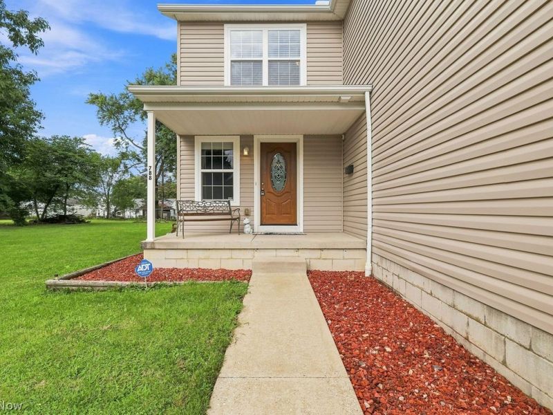788 Manitou Avenue, Akron, OH 44305 Photo 3