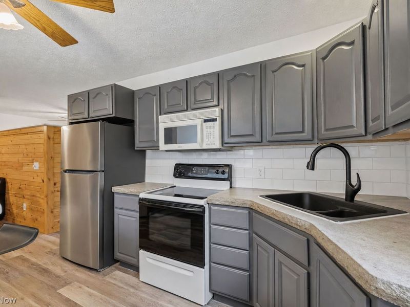 2540 S Mahoning Avenue, Alliance, OH 44601 Photo 32