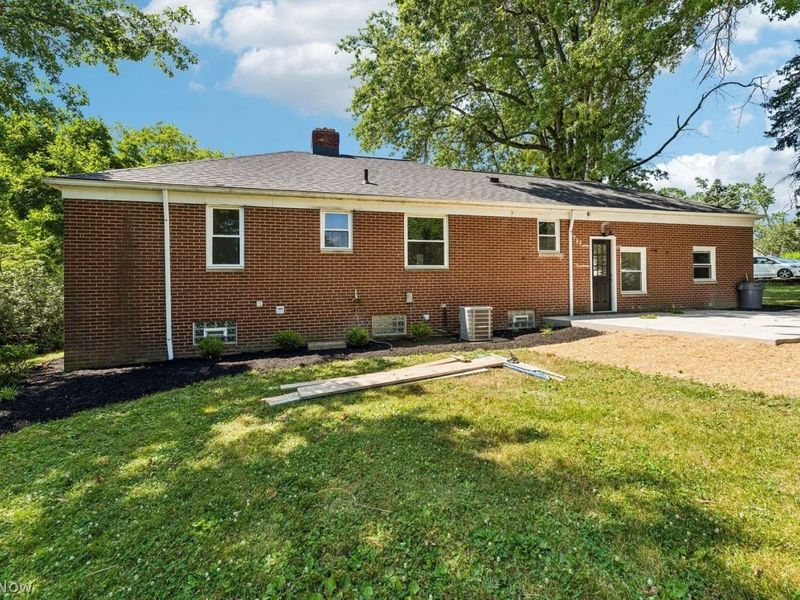 Seven Hills, OH 44131 Photo 42
