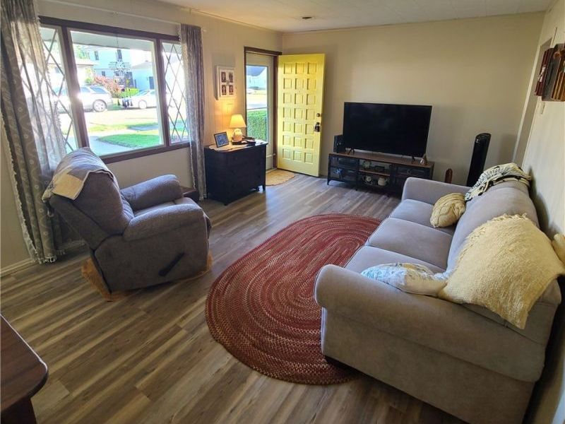 4365 Highland Avenue, Shadyside, OH 43947 Photo 7