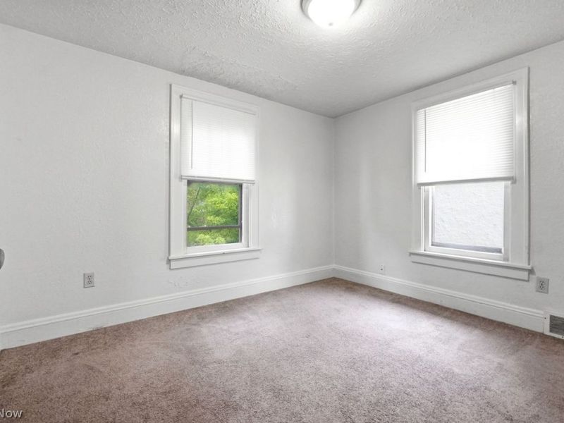 605 Brown Street, Akron, OH 44311 Photo 21