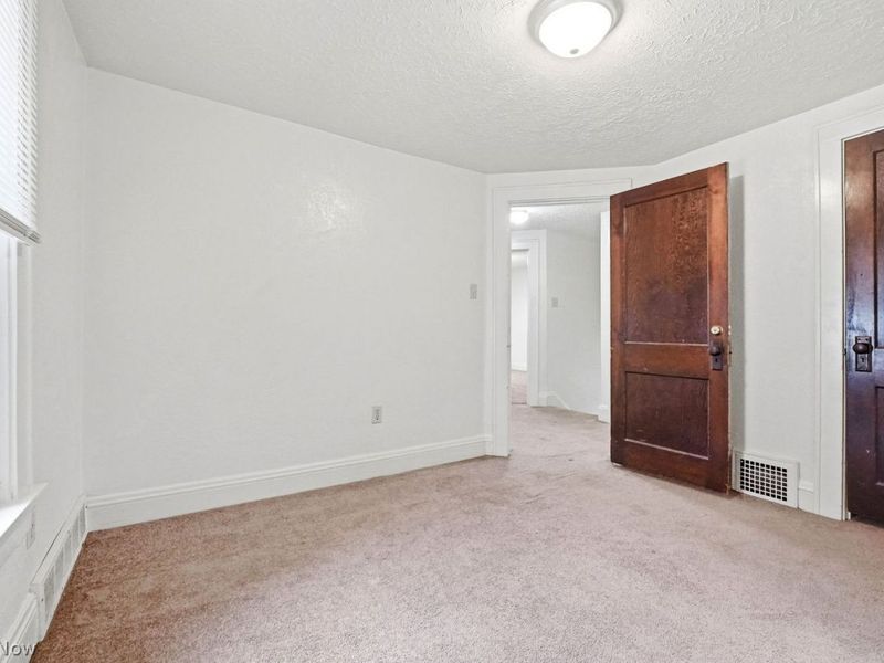 605 Brown Street, Akron, OH 44311 Photo 22