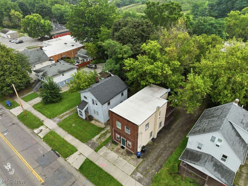 605 Brown Street, Akron, OH 44311 Photo 9