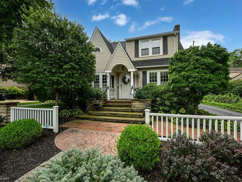 1990 Wiltshire Road, Akron, OH 44313 Photo 29