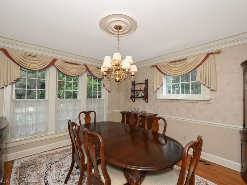 1990 Wiltshire Road, Akron, OH 44313 Photo 8