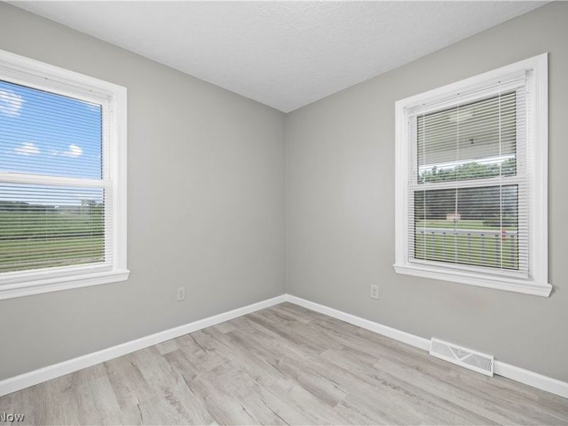 6485 Russia Road, South Amherst, OH 44001 Photo 16