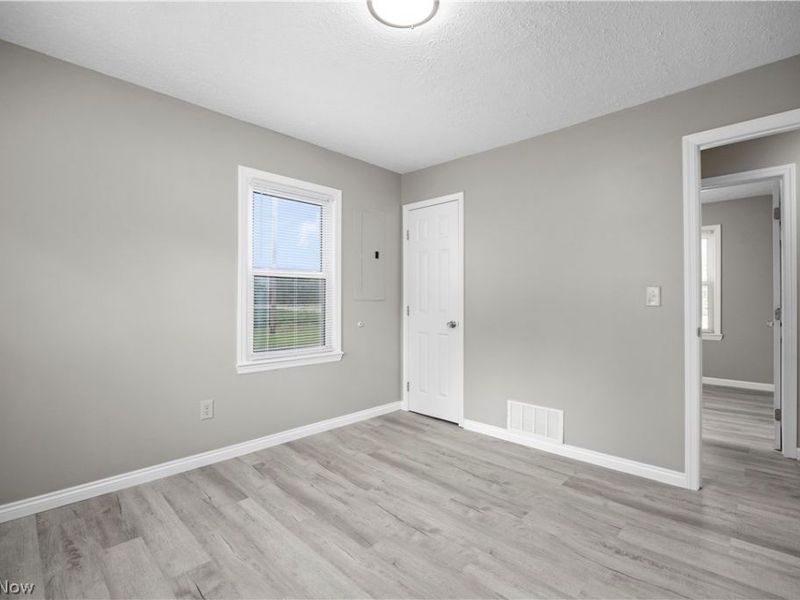 6485 Russia Road, South Amherst, OH 44001 Photo 20